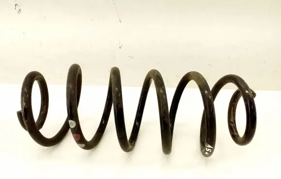 Toyota Auris E180 Rear coil spring