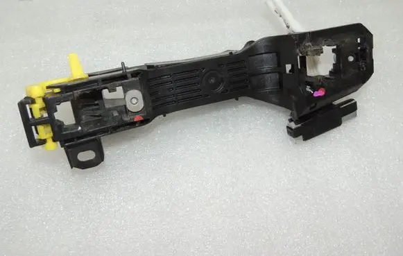 Toyota Avensis T270 Rear door exterior handle 6920305042