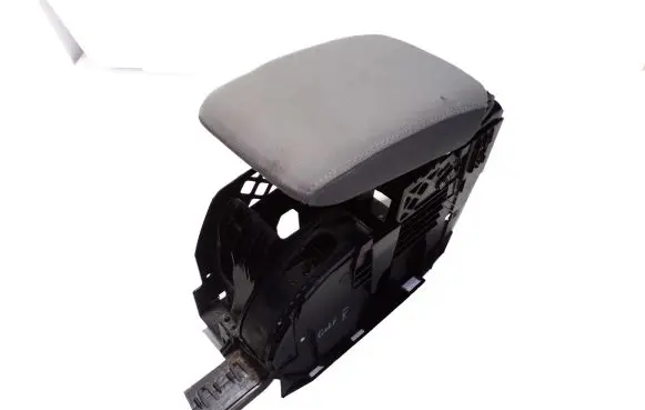 Volkswagen Golf V Armrest 1K5864251C