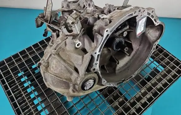 Mitsubishi Eclipse Cross Manual 5 speed gearbox F6MBC1AEZ IMPRK1580162