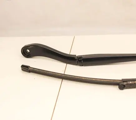 Ford Kuga III Windshield/front glass wiper blade LJ6B17527AA
