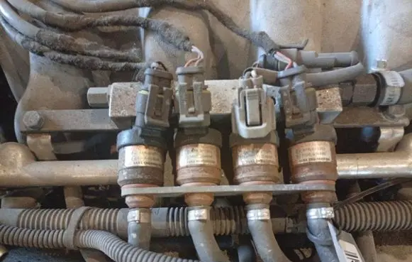 Audi A8 S8 D3 4E LP gas injector 67R010213