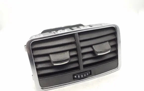 Audi A6 S6 C6 4F Rear air vent grill 4F0819203B