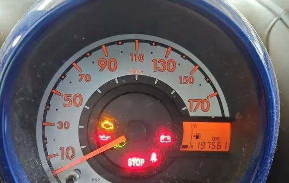 Speedometer (instrument cluster)