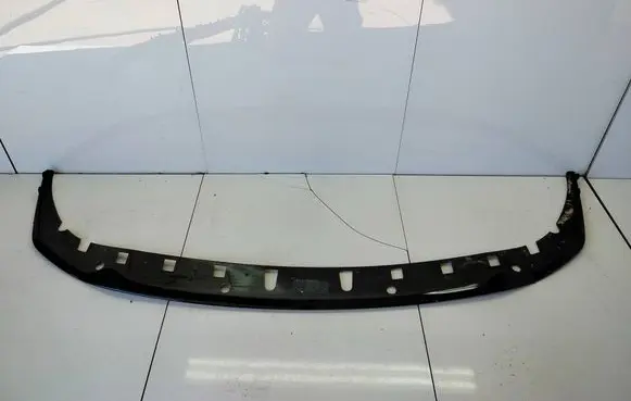 BMW 1 F40 Front bumper lip 8075331