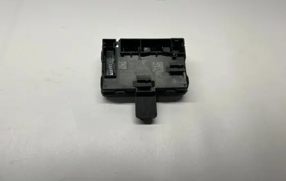 Volkswagen Golf V Door control unit/module 5Q4959392M
