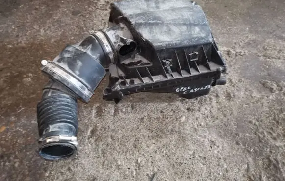 Opel Cascada Air filter box