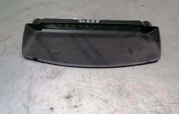 Nissan Primera Third/center stoplight 270282