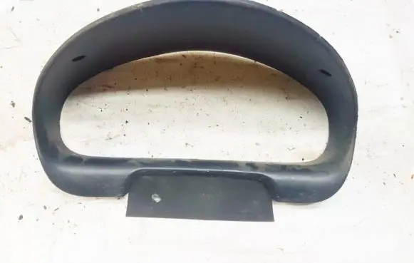 Mitsubishi Carisma Dashboard trim mr114066