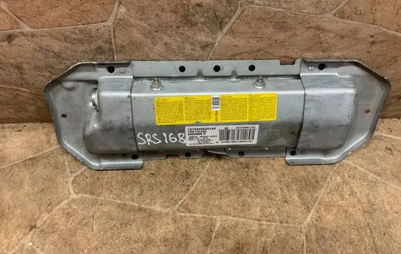 Mercedes-Benz S W221 Knee airbag A2218601102