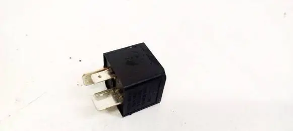 Volkswagen Golf V Other relay 1K0951253A V23134-J52-X430