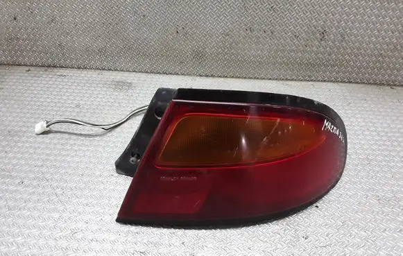 Mazda 323 F Rear/tail lights 0431439
