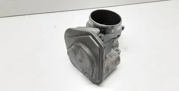 BMW X1 E84 Throttle valve 7804373