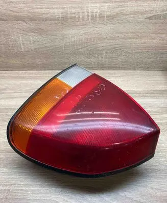 Mitsubishi Carisma Tailgate rear/tail lights MB944544 29210202 RightSide