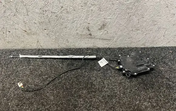 BMW i4 Tailgate/trunk/boot lock/catch/latch 7430626