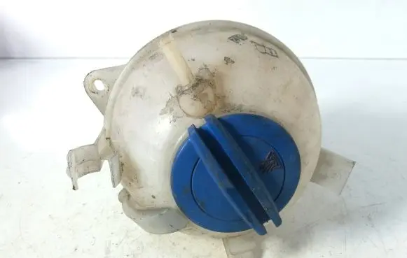 Volkswagen Jetta V Coolant expansion tank/reservoir 1K0121407