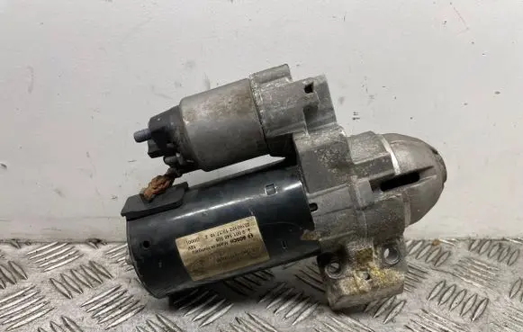 BMW 5 F10 F11 Starter motor 8574102