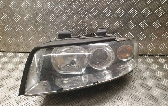 Audi A4 S4 B6 8E 8H Headlight/headlamp 8E0941029C
