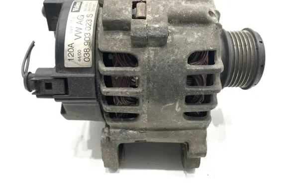 Seat Leon (1M) Generator/alternator 038903023S