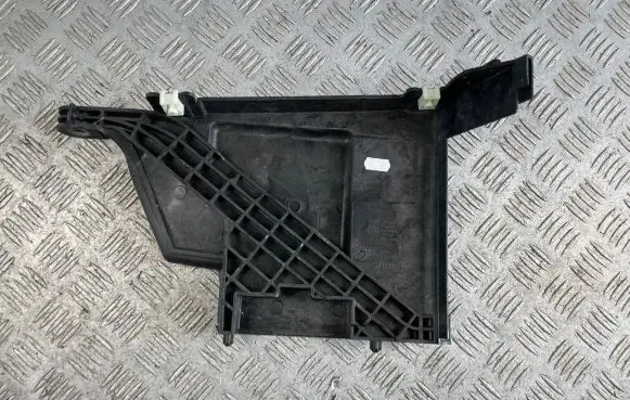 Mini One - Cooper F56 F55 Battery tray heat shield 7351481