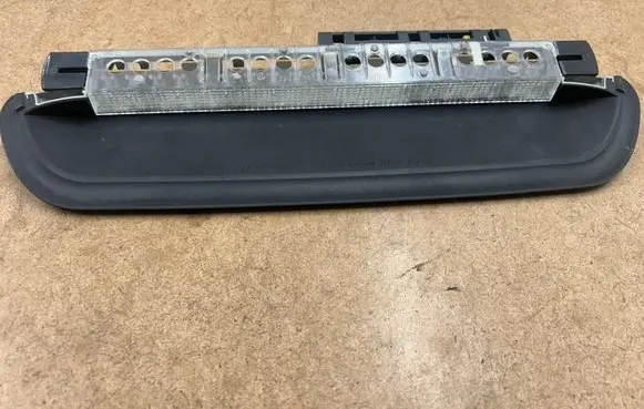 BMW 3 E46 Third/center stoplight 63258386963 8386963