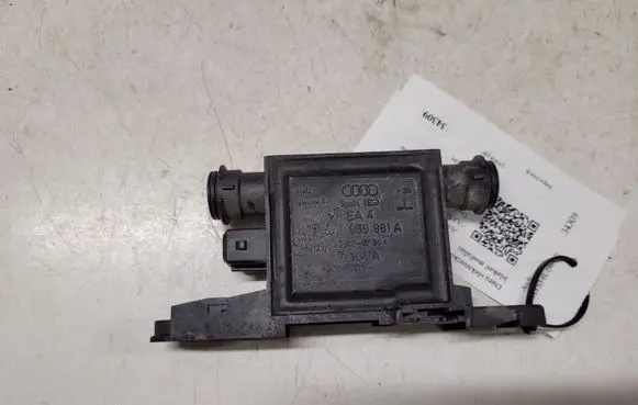 Audi A3 S3 8L Door control unit/module 4A0959981A