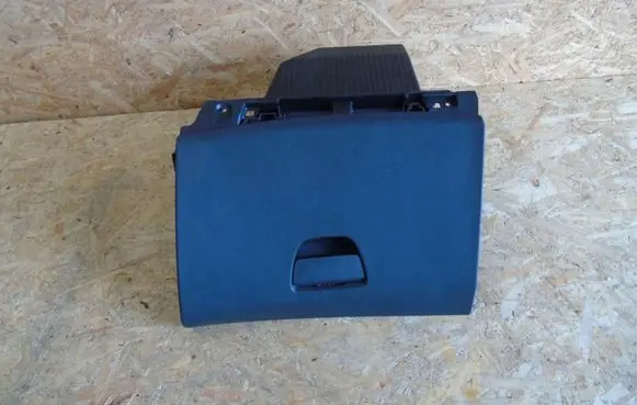 Peugeot 208 Glove box 9673811277