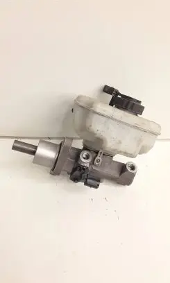 Volkswagen Caddy Master brake cylinder 1k1611301