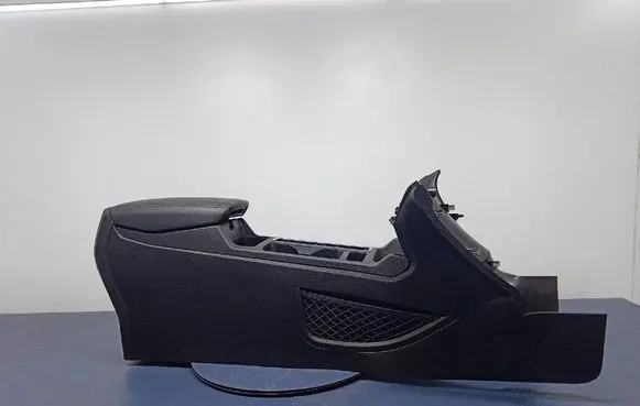 Ford Escape III Center console 