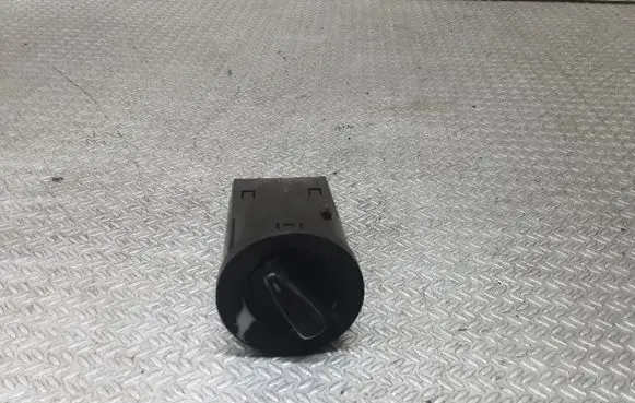 Skoda Octavia Mk1 (1U) Light switch 3B0941531
