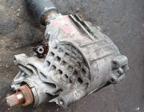 Mini Cooper Countryman R60 Gearbox transfer box case 9811710