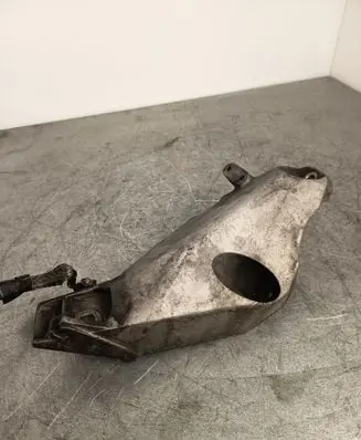 BMW X5 E70 Engine mounting bracket 6797489