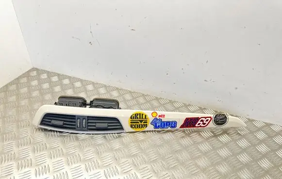 Mercedes-Benz C W204 Other dashboard part A2046804871