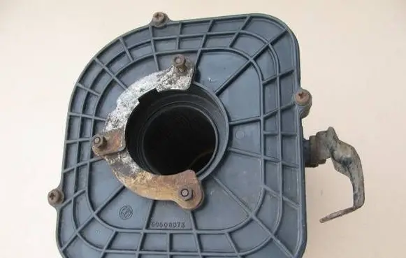 Lancia Kappa Air filter box 60608073 60606821