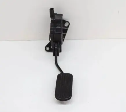 Toyota Prius (XW50) Accelerator throttle pedal 1988001960 7811047060