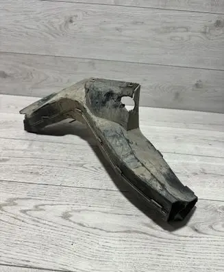 BMW X5 E53 Brake cooling air channel/duct 7028938
