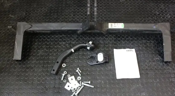 Hyundai Sonata Tow bar set 369300 THULE BRINK