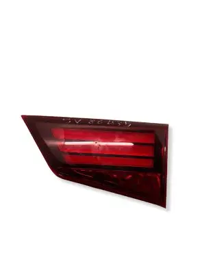Mitsubishi Outlander Tailgate rear/tail lights W2558