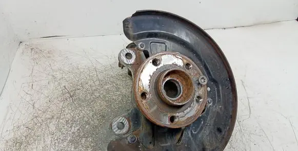Volvo S60 Front wheel hub spindle knuckle 32246153 31201285
