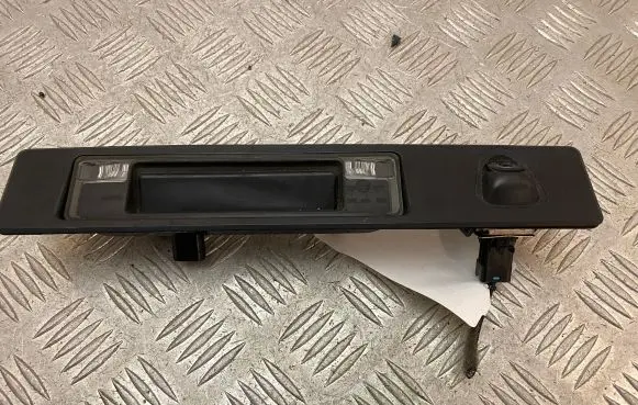 Volvo XC90 Tailgate handle with camera 31675543