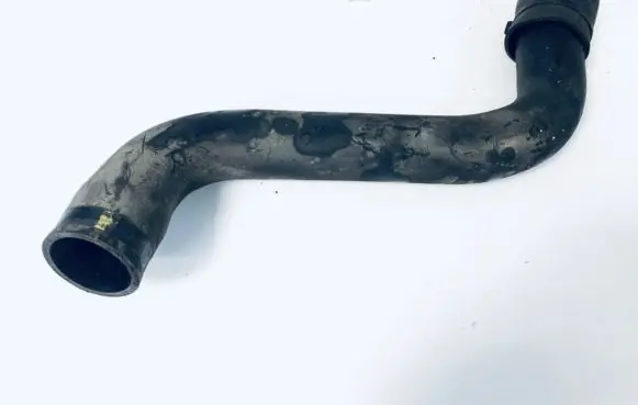 Toyota Auris 150 Engine coolant pipe/hose