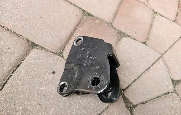 Opel Grandland X Gearbox mounting bracket 9673586280