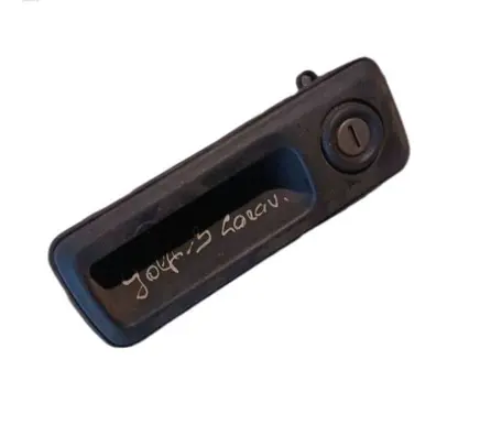 Volkswagen Golf III Tailgate/trunk/boot exterior handle 1H9827571
