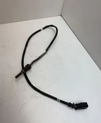 Skoda Superb B6 (3T) Exhaust gas temperature sensor 03L906088BS