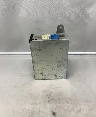 BMW 5 E39 Video control module 8381940