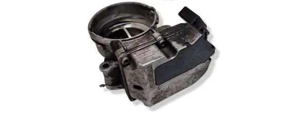 Volkswagen Golf Plus Throttle valve 03G128063C
