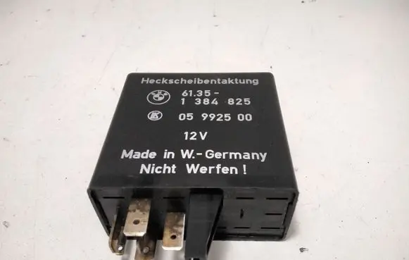 BMW 5 E34 Other relay 1384825 05992500