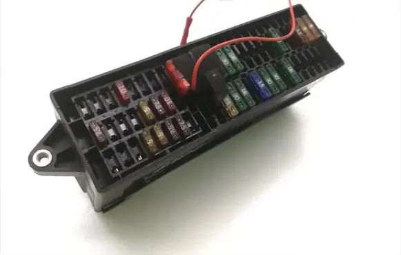 Volkswagen Sharan Fuse module 1T1937615B