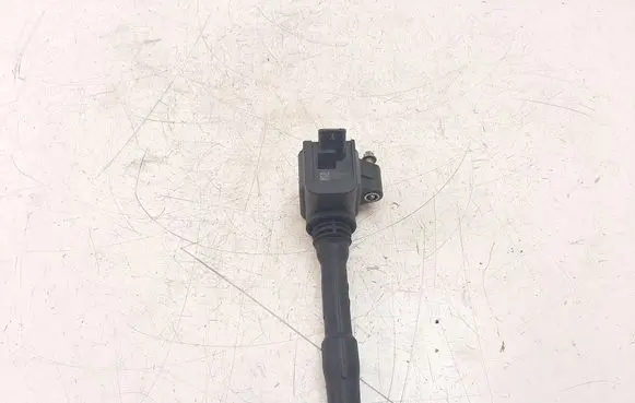 BMW 4 F36 Gran coupe High voltage ignition coil 77460003 8678438