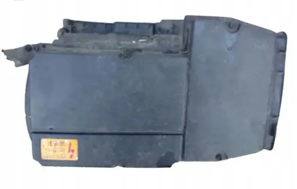 Mercedes-Benz C W203 Air filter box A2710900901